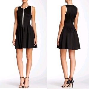 Betsey Johnson Front ZIP Scuba Dress Size 2